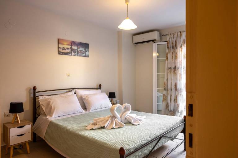 Fully equipped apartment with yard | Pet-friendly in Kefalonia