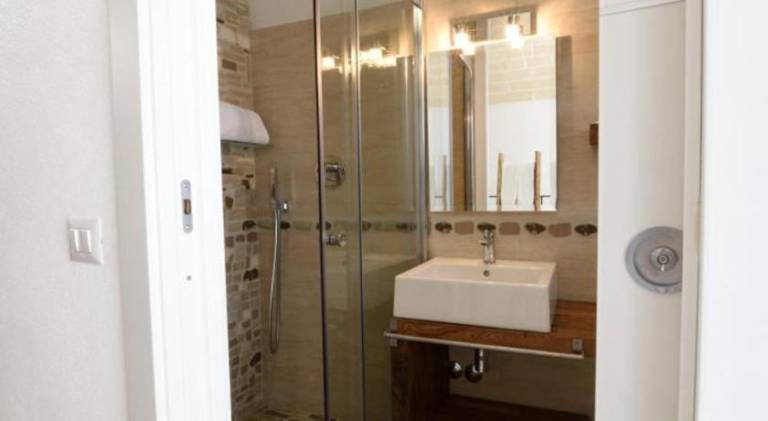 Holiday apartment with 2 rooms for 4 persons — photo 2