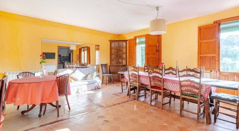 House with 5 rooms for 13 persons — photo 4