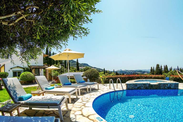 Villa Claire Corfu: 10-Acre Private Pool Villa & Guesthouse in Corfu — photo 2