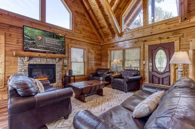 Vacation home with heated pool, BBQ & fast internet | Mountain view — photo 5