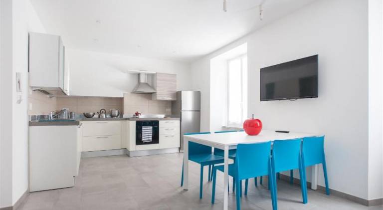 Wonderful rental apartment | Next to the beach | Pet-friendly in Nago-Torbole