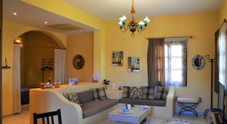 Rental apartment with garden, terrace & pool | Perfect for remote work | Pets allowed — photo 2