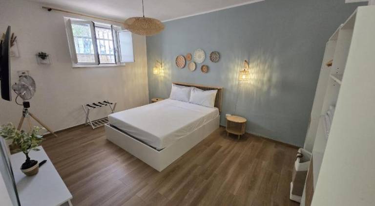 Rental apartment with jacuzzi — photo 2