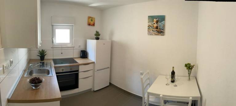Fully equipped apartment with terrace, fast internet & grill | Close to the beach | Pets allowed — photo 2