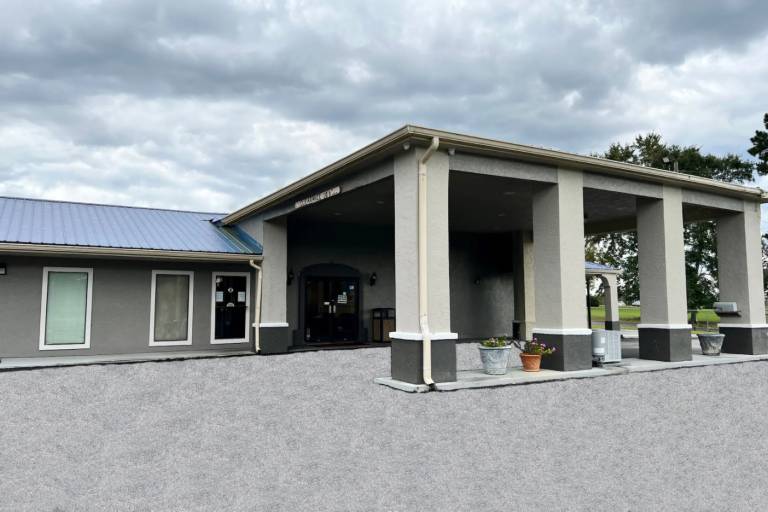 Days Inn by Wyndham DeFuniak Springs in De Funiak Springs, FL