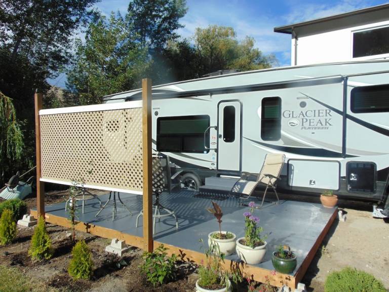 Mobile home Summerland