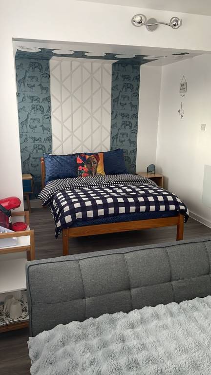 Apartment Romford