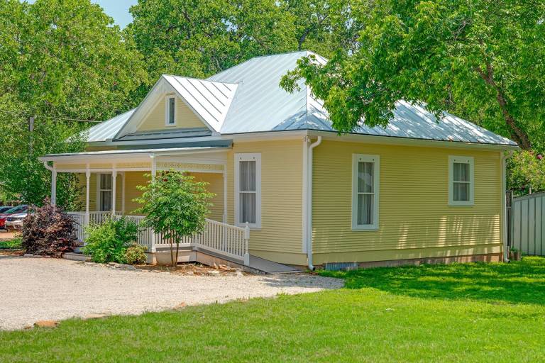 Children-friendly wonderful house with patio | Pet-friendly in Fredericksburg, TX