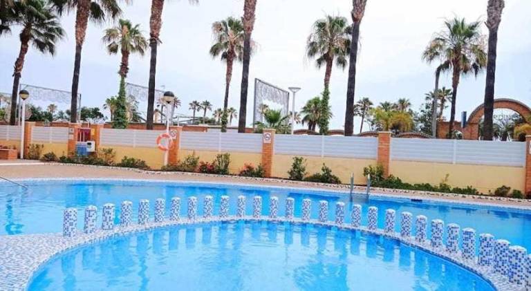 Holiday apartment with garden, pool & patio in Oropesa del Mar