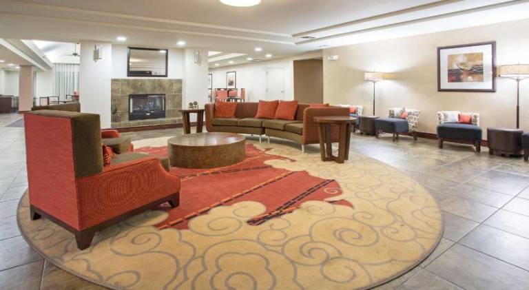 Homewood Suites by Hilton Phoenix-Avondale — photo 3