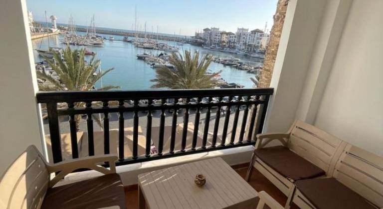 Holiday apartment with pool — photo 3