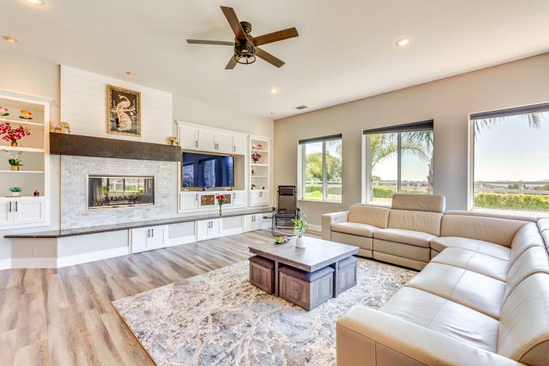 Family Hideaway w/ Hillside Views in Temecula! — photo 2