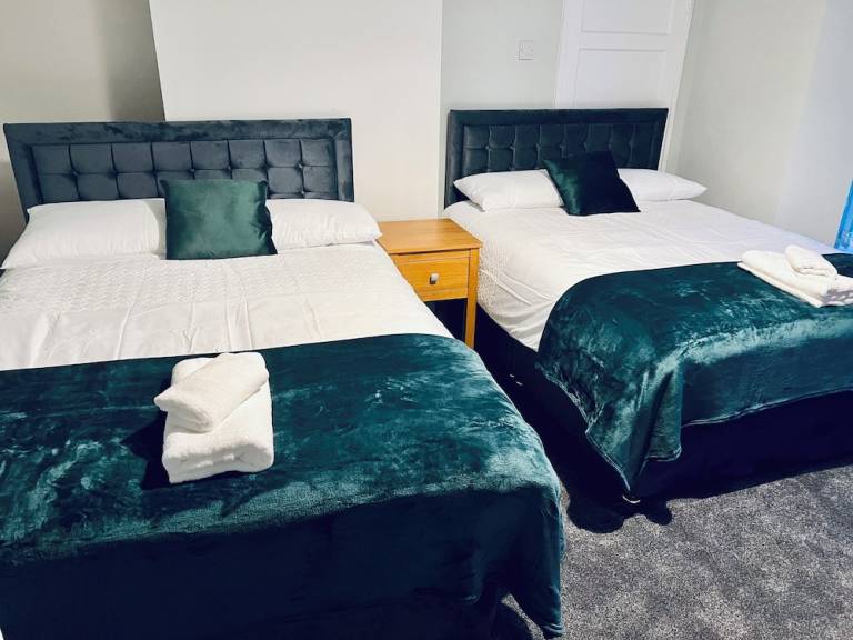 Accommodation  Lyndhurst
