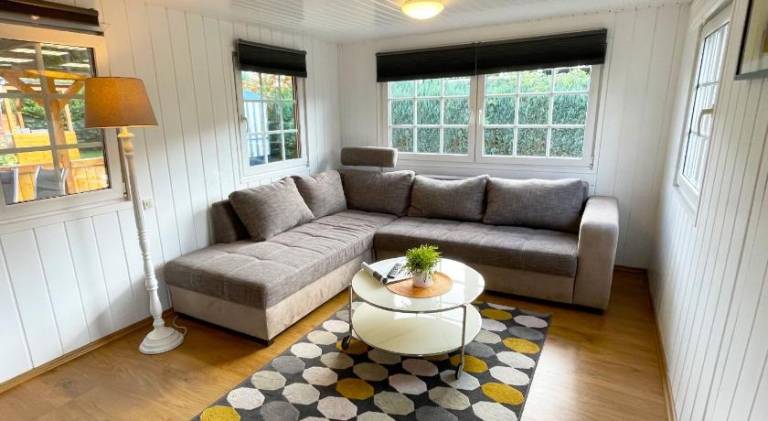 Apartment with 2 rooms for 5 persons — photo 2