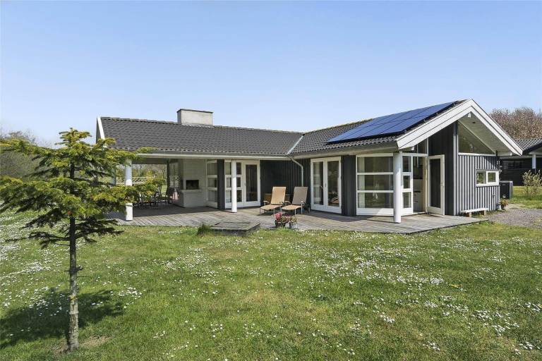 Feriehus Aakirkeby