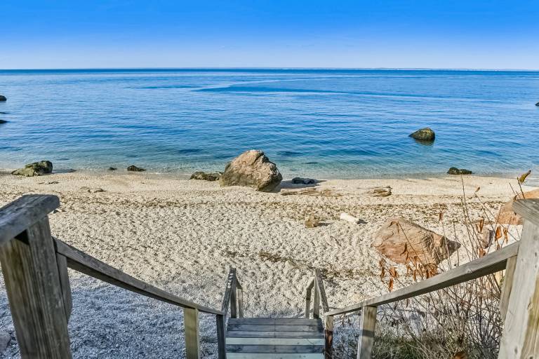Steps to Beach + Sunset Views! East Marion Home — photo 3