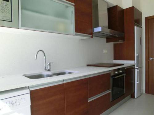 Rental apartment with patio — photo 5