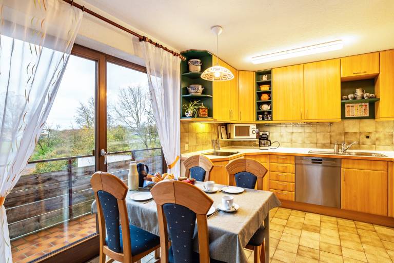 Vacation apartment "Karle", 55 sqm, 1 bedroom, 1 living/bedroom, max. 3-4 persons — photo 5