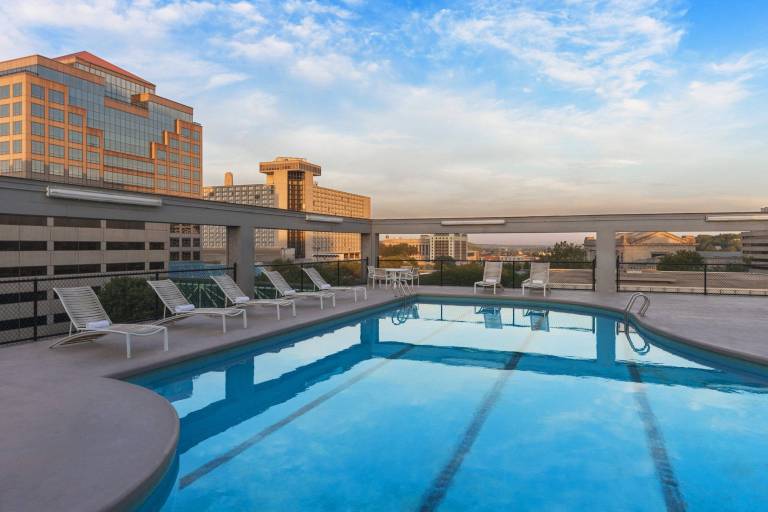 Sheraton Kansas City Hotel at Crown Center — photo 3