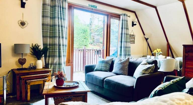 Lodge with garden, barbeque & terrace — photo 2