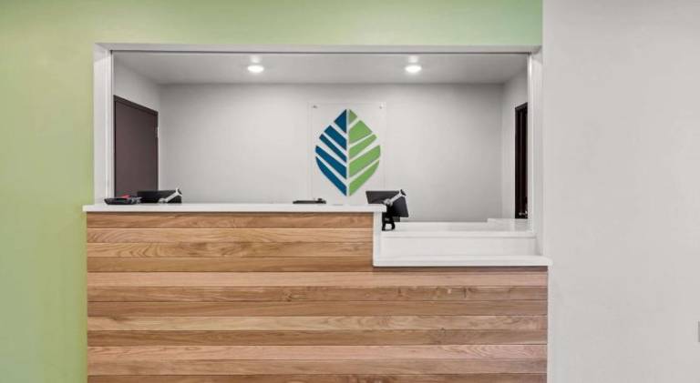 WoodSpring Suites Loves Park - Rockford — photo 5