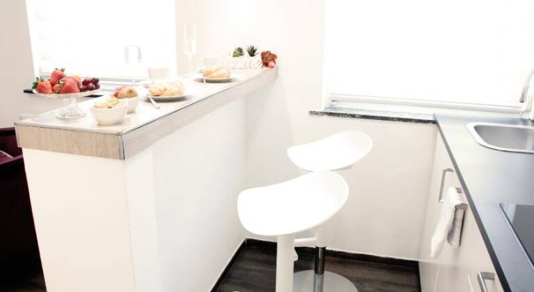 Apartment with terrace — photo 3