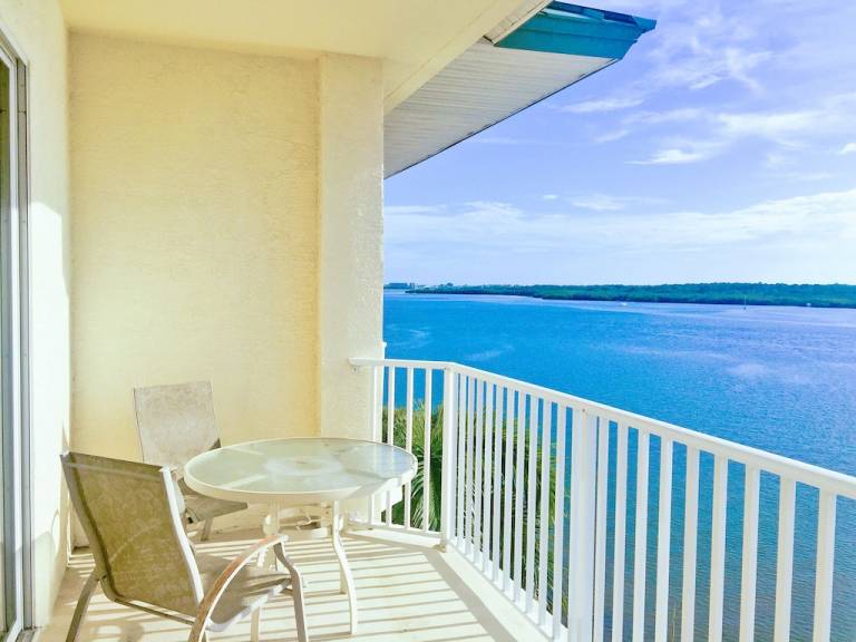 Condo  Madeira Beach