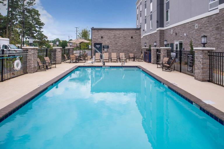 Hampton Inn Benson — photo 4