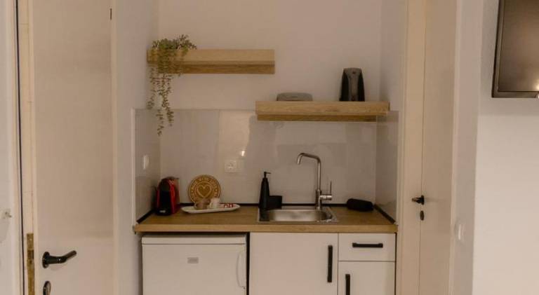 Serviced apartment with terrace & garden | Pets are welcome — photo 4
