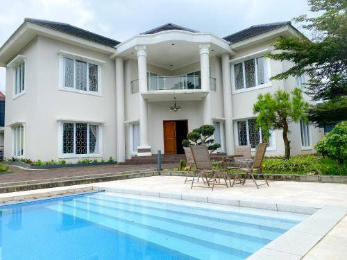 Resort Cisarua