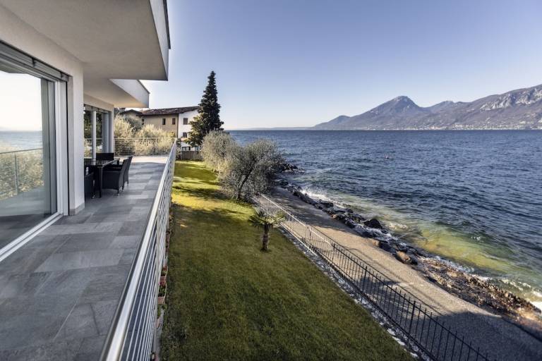 Villa  Brenzone