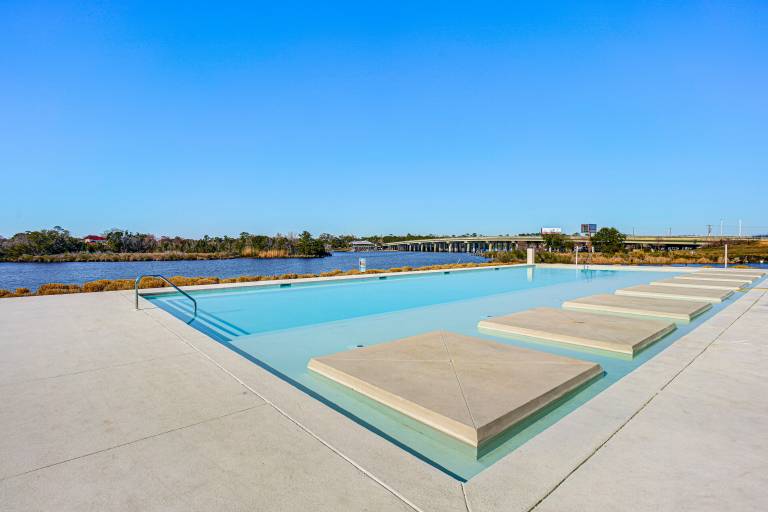 Apartment  Gulfport