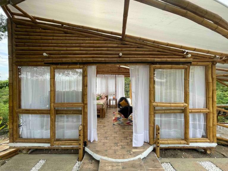 Beautiful villa with garden, barbecue & hot tub | Pet-friendly — photo 5