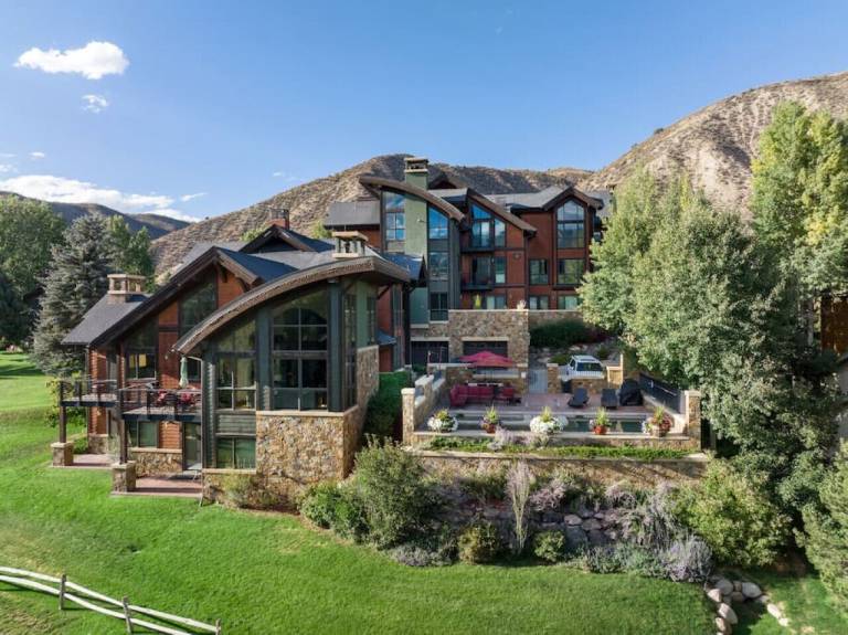 House  Avon