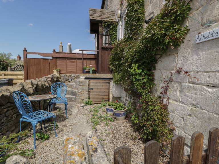 Cottage with yard & terrace | Dogs allowed — photo 2