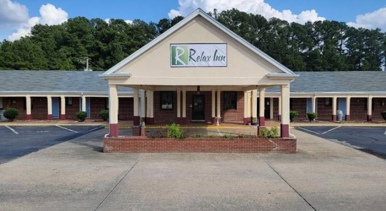 Relax Inn in Emporia, VA