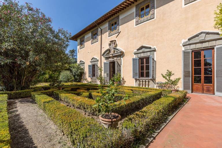 Castle San Donato a Livizzano