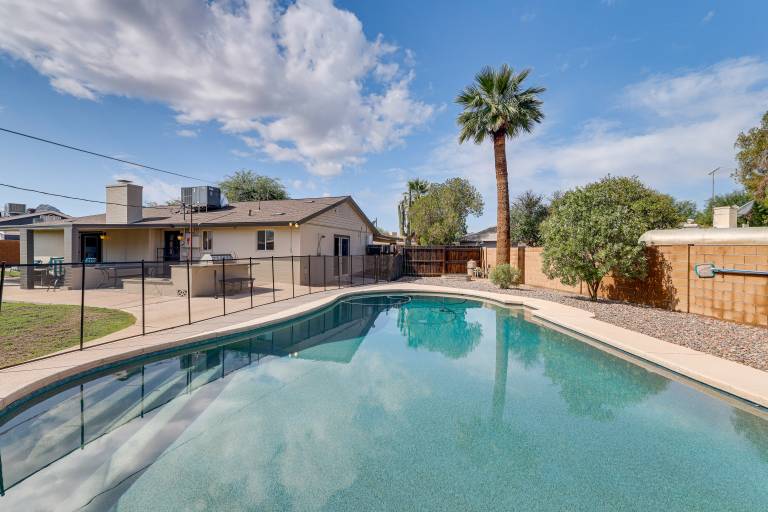 Game Room Family Friendly Yard Gem in Phoenix