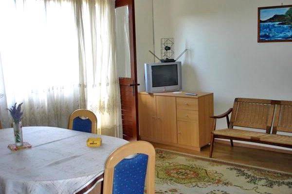 Apartment with yard & barbecue | Sea view in Crikvenica