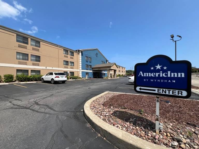 AmericInn by Wyndham Glendale/Milwaukee in Milwaukee, WI