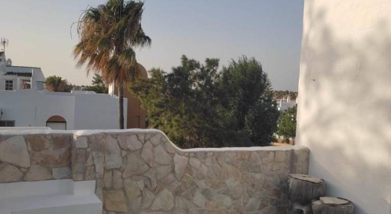 Rental apartment with pool — photo 5