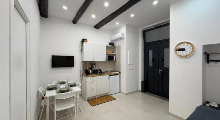 Wonderful apartment | Next to Castel Nuovo | Pets allowed — photo 4