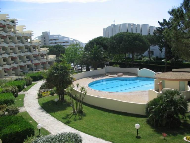 Wonderful studio with pool | Next to the beach | Pets are welcome in La Grande-Motte
