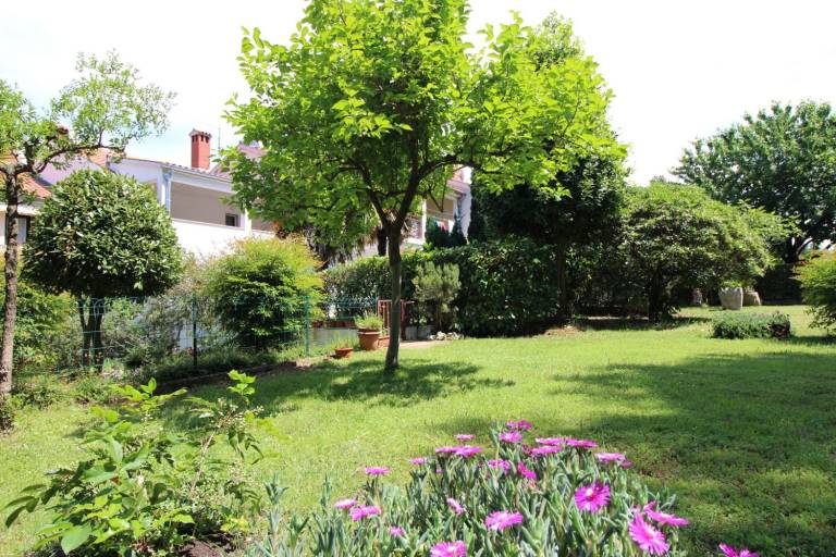Charming flat just 350 metres from the beach with private balcony and sea view — photo 4