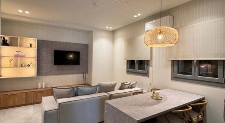 Serviced apartment with jacuzzi, terrace & garden — photo 4