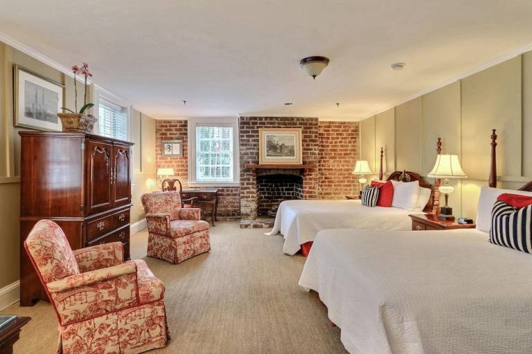 The Presidents' Quarters Inn — photo 3