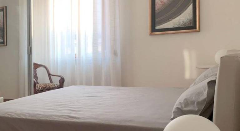 Rental apartment with 1 room for 4 persons in Cremona