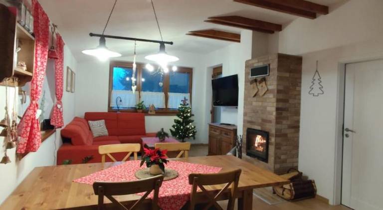 Lovely house with hot tub | Pet-friendly in Stara Lesna