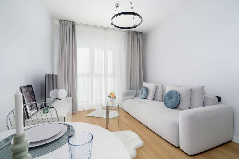 Family-oriented pleasant studio with fast internet | Pets are welcome in Poznan